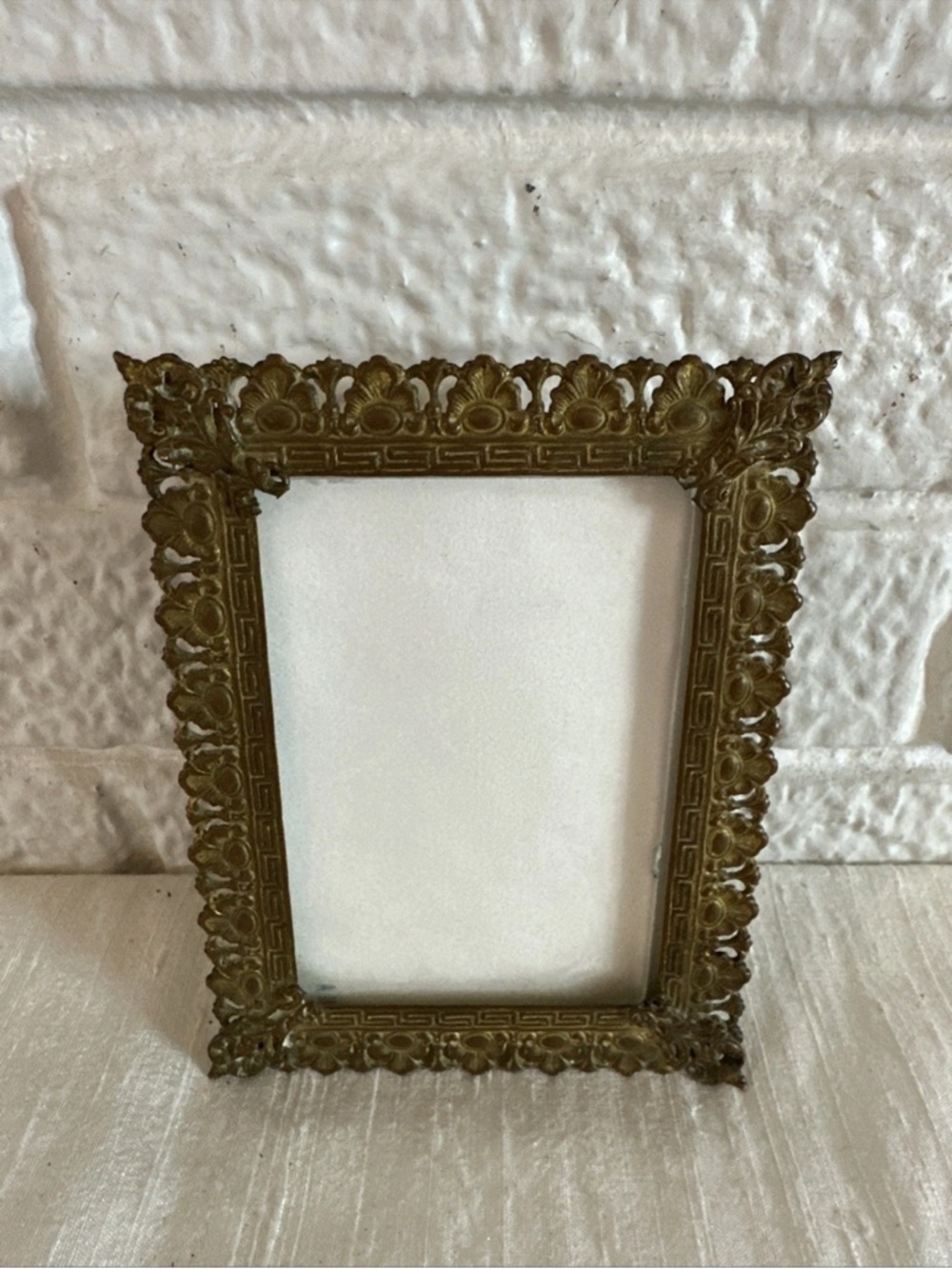 Antique MINI FREE Standing FILAGREE BRONZE Photo Frame Joseph Horne & CO 3.5X2.5 - Picture 2 of 6